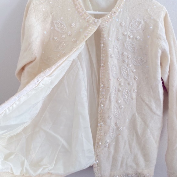 70’s vintage Vivien Forest beaded cardigan - Picture 8 of 9